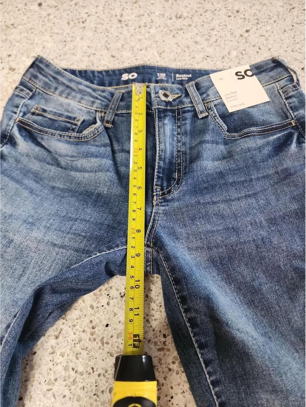 Jeans - Picture 9 of 9